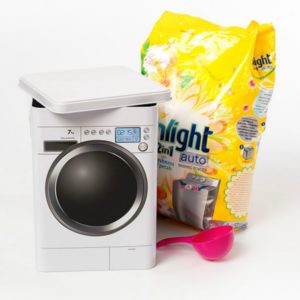 washing-powder-tin-with-handle-square-neatfreak.jpg
